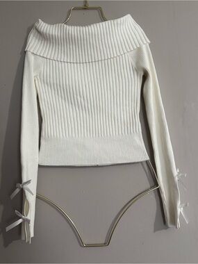 NWOT No Boundaries White Ribbed Off Shoulder Sweater Bow Sleeve XXS Y2K